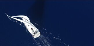 Jak żeglować przy słabym wietrze?