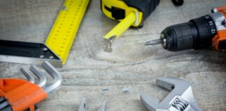 narzędzia budowlane